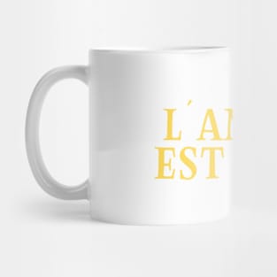 L´Amour Est Mort, mustard Mug